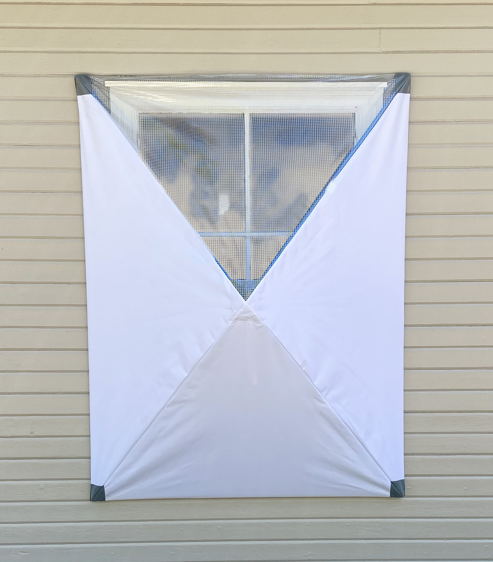 Fönsterparaply med ljusinsläpp 160 x 210 cm