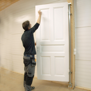 Dörrupphängare max gångjärnsmått 2000 mm