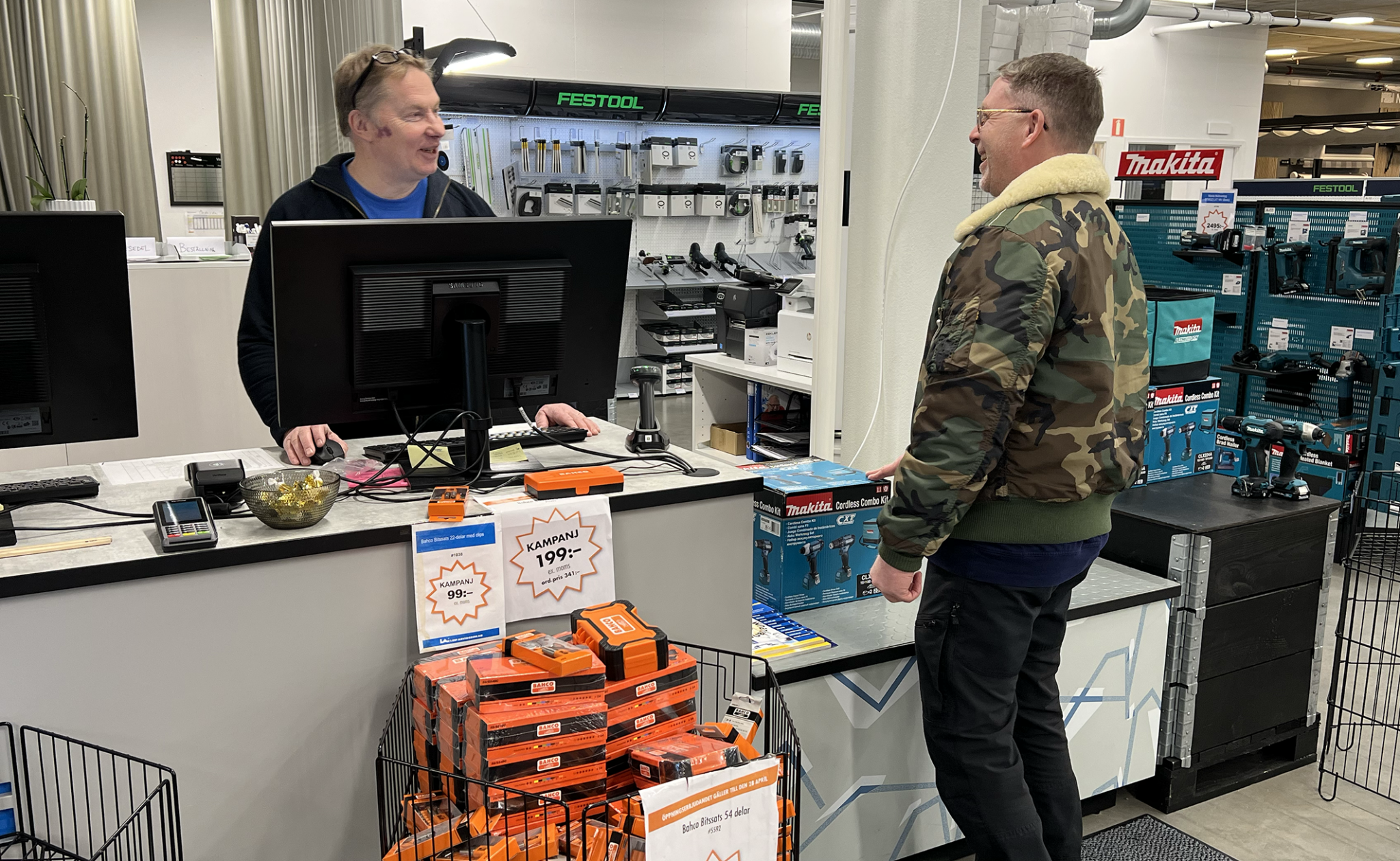 hantverkare handlar i en yrkesbutik